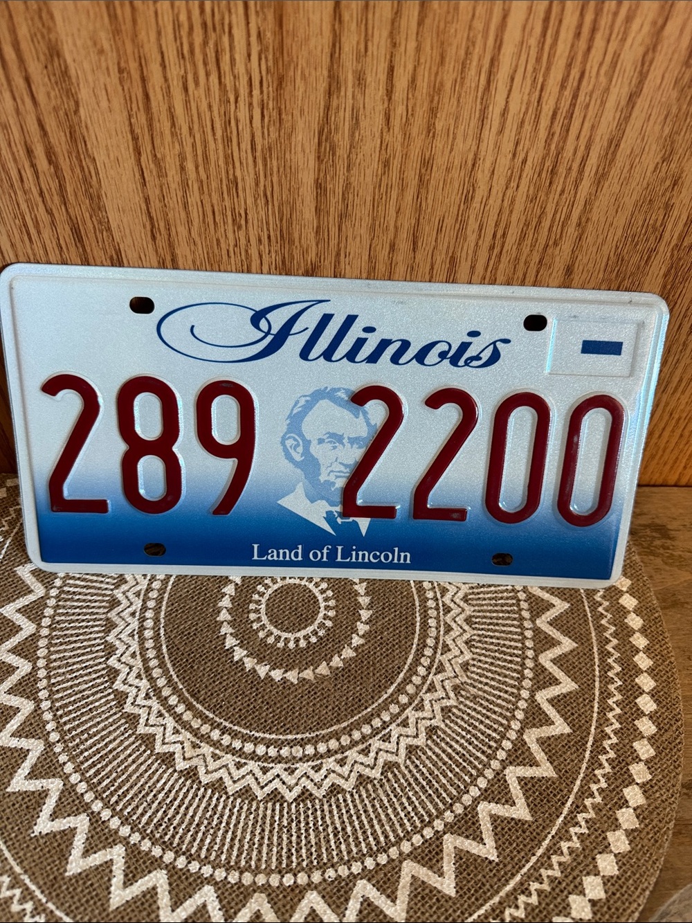 Like new Full size Steel Illinois Land of Lincoln License Single Plate